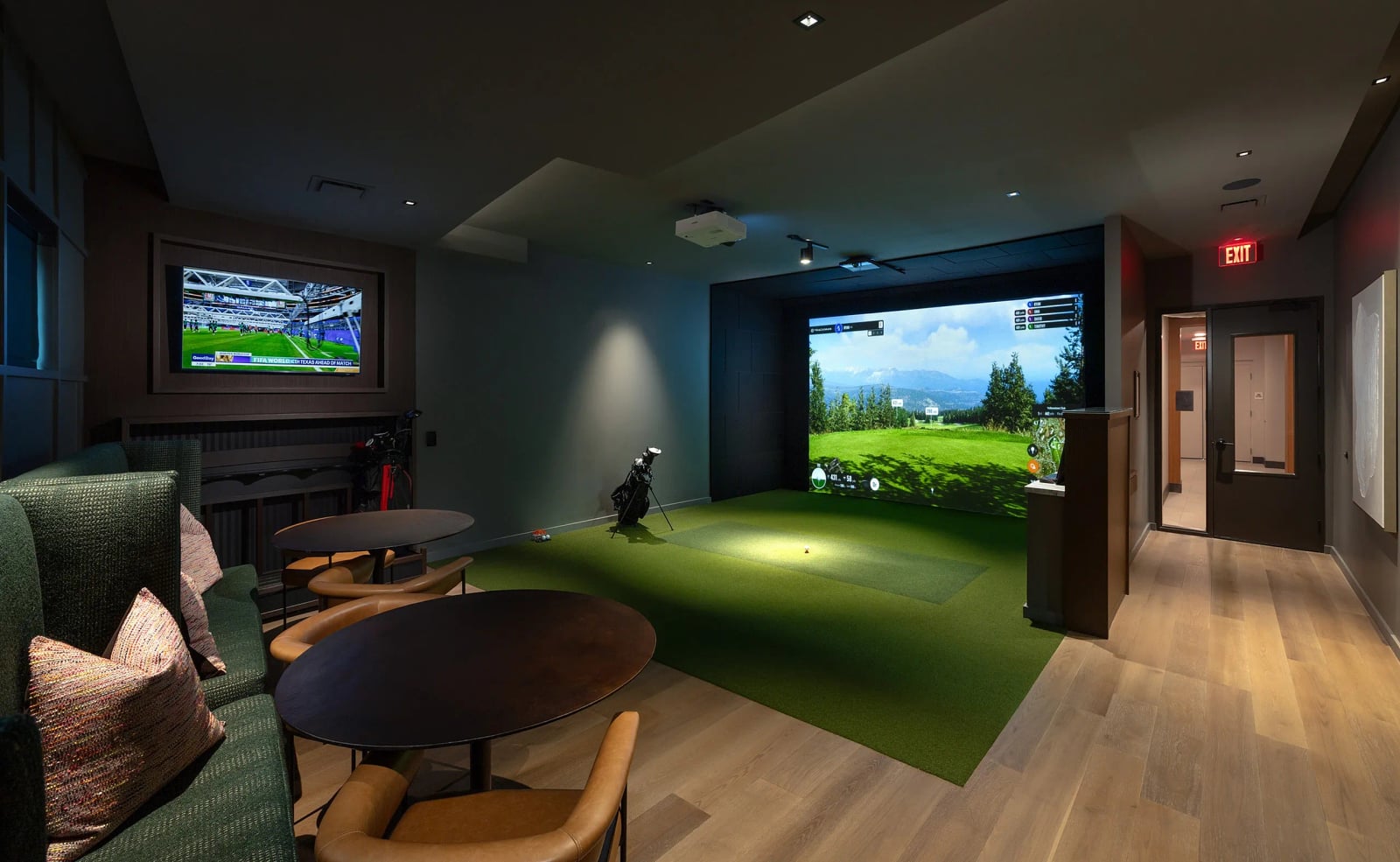 Parkview Turtle Creek golf simulator lounge
